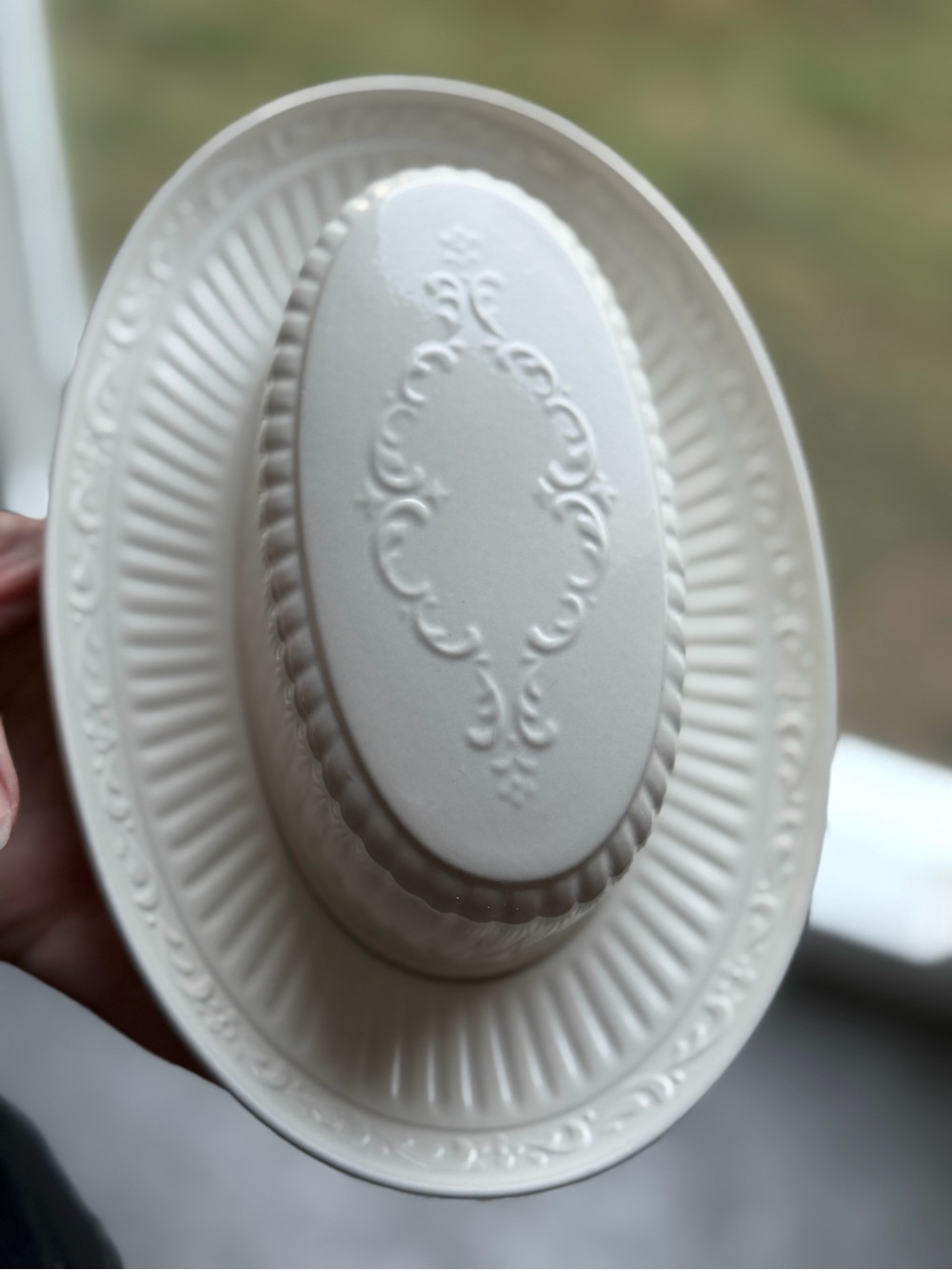 Mikasa Ivory Ceramic Covered Butter Dish with Decorative Lid